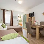 Anitea Apartamento Pula